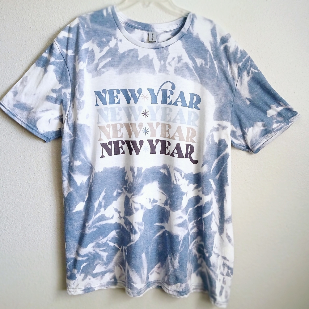 New Year Graphic Tee Women's Size 2XL Blue Bleached Short Sleeve